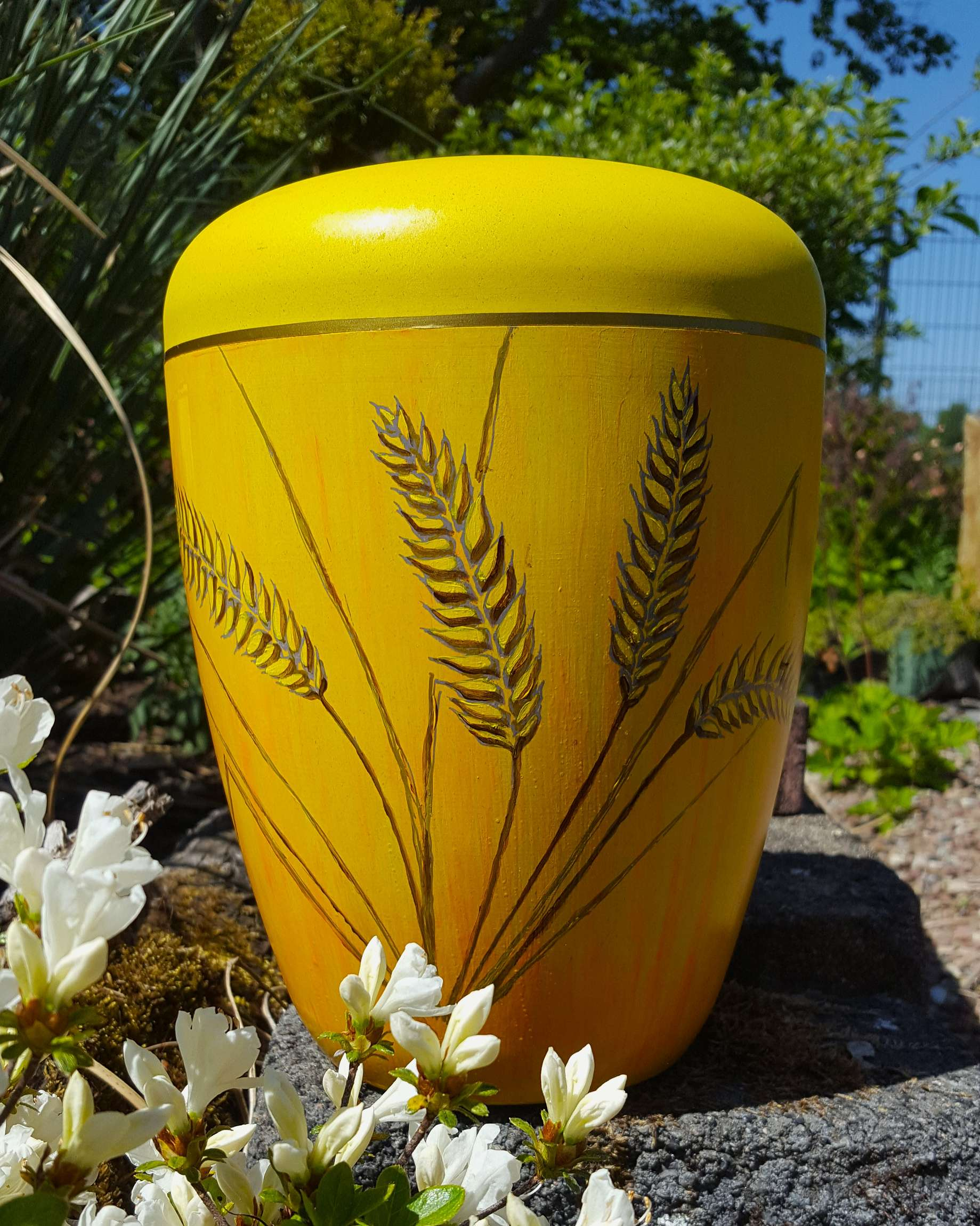 Schmuckurne gelb bemalt mit Weizen Getreide